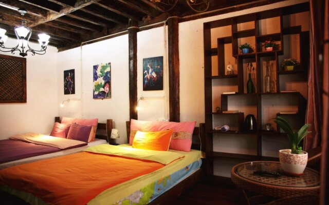 Floral Hotel · Kuan Tang Lijiang