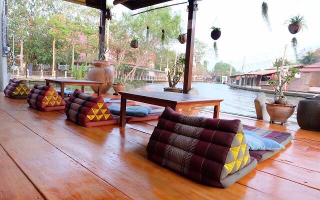 Baan Pitumata Amphawa