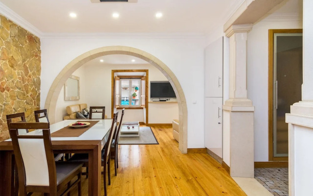 Alfama Blue By Lu Holidays