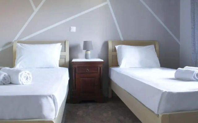 Villa in Corfu With Pool Near Gialos Beach