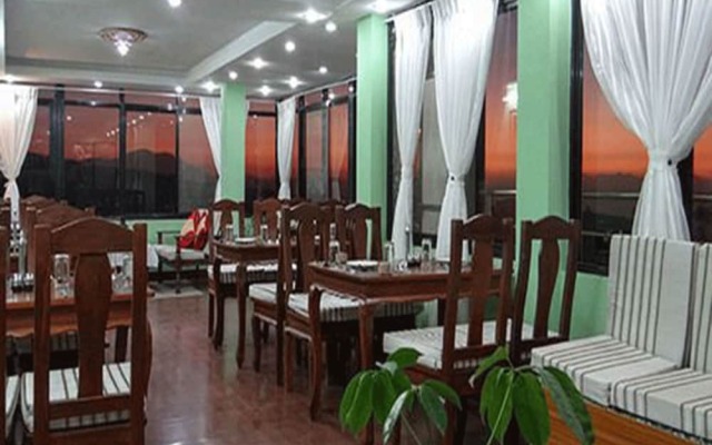 Mount Everest Hotel & Resort