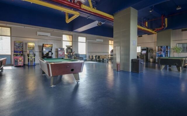 Capri 1710 - 2 Br Condo