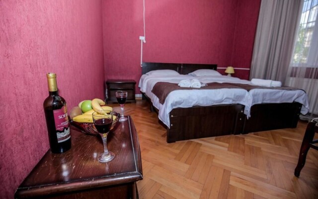 Отель Family Hotel Laba