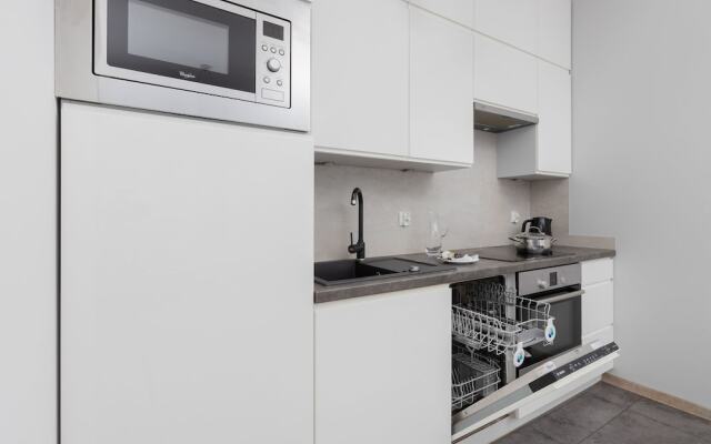 Gdańsk City Center Modern by Renters