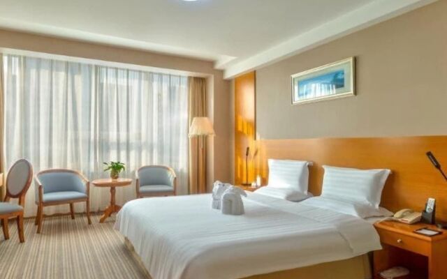 Bolt Hotel