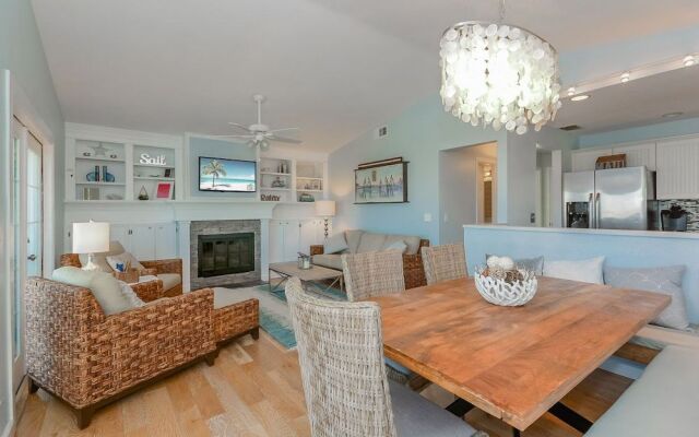 4700Sax - Delightful Pool Home