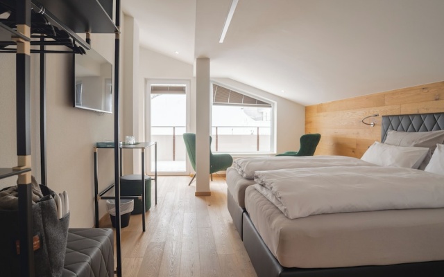 Black Summit Samnaun Boutique Hotel – Guest Rooms – Samnaun