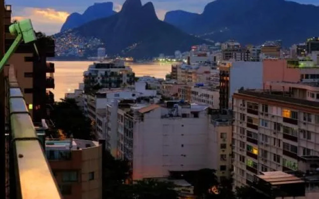 Postcard View Arpoador A1-001