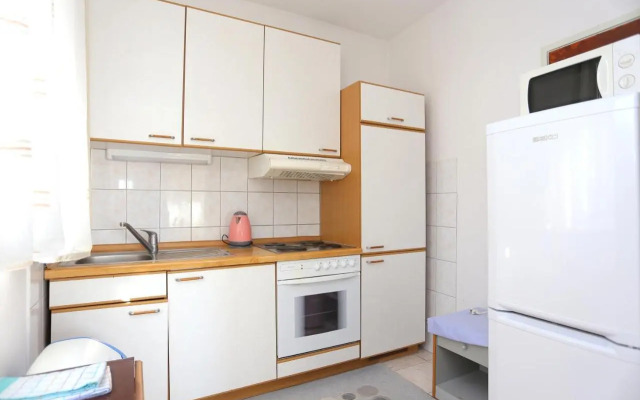 Apartments with a parking space Marusici, Omis - 954