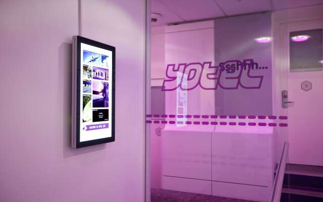 YOTELAIR London Heathrow