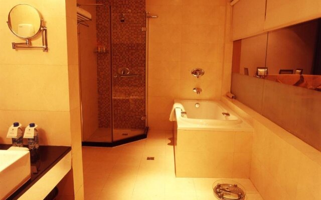 Phoenix International Hotel