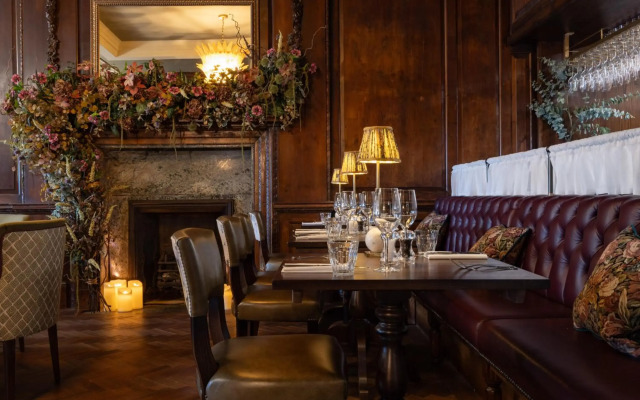 The White Hart