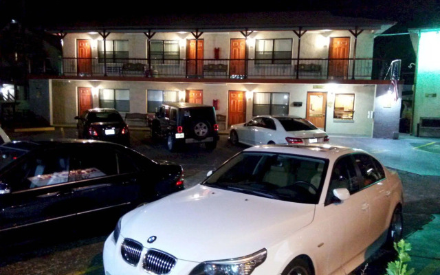 Merida Inn and Suites