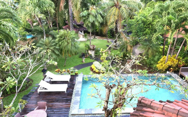 Urbanest Inn Villa