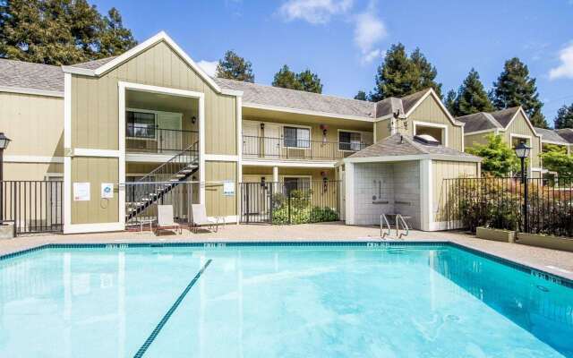 Quality Inn Petaluma - Sonoma