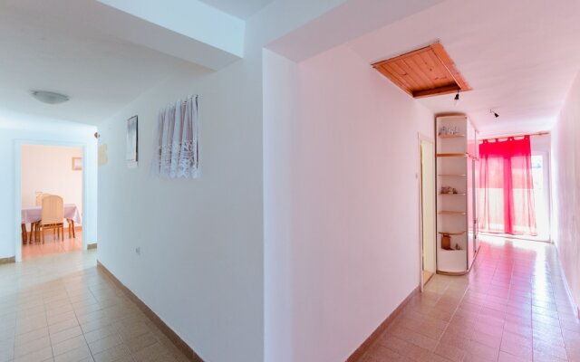 Apartments Snjezana