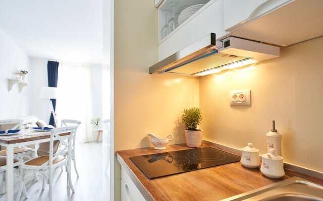 Old Town Splendid Apartments by Irundo