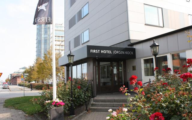 hotelImage