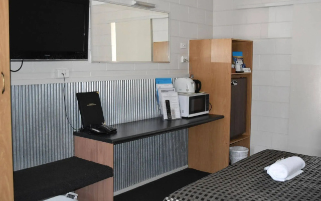 Black Diamond Motel