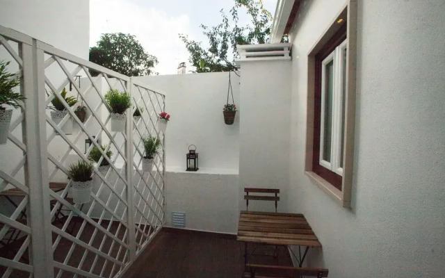 Thomar Story - Guest House