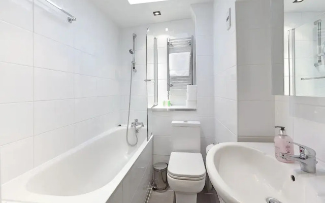 Sparkling 2 Bed Mews House