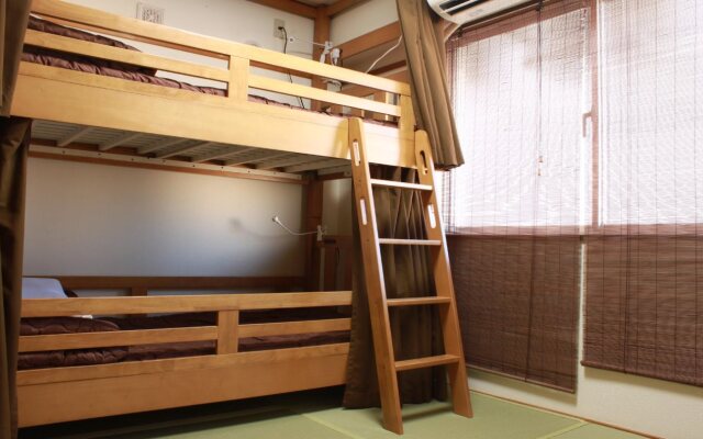 T&K Hostel Kobe Sannomiya East