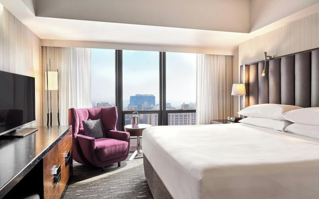 Sheraton Grand Los Angeles