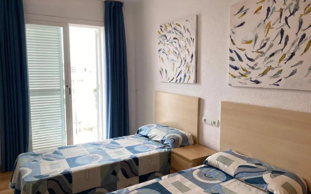 Flat with POOL 600m from the BEACH