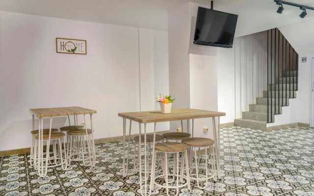 Super OYO Collection O 2627 Ratamya Co-living