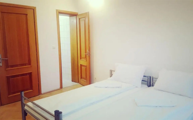 Sleep Inn Hostel