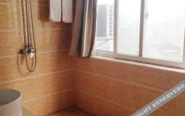 Yiran Express Hotel