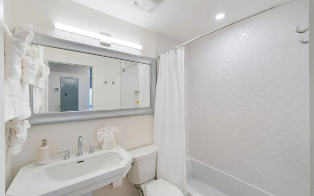 Cocoplum 10 in George Town