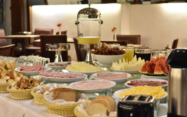 Hotel Cordilheira