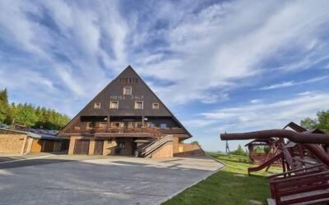 Hotel Žalý