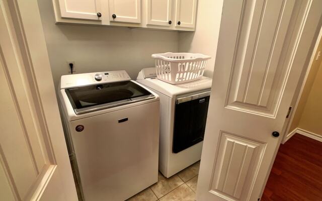 Looney Dunes - 3 Br Home