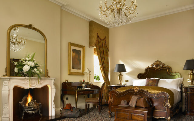 Trump Macleod House & Lodge