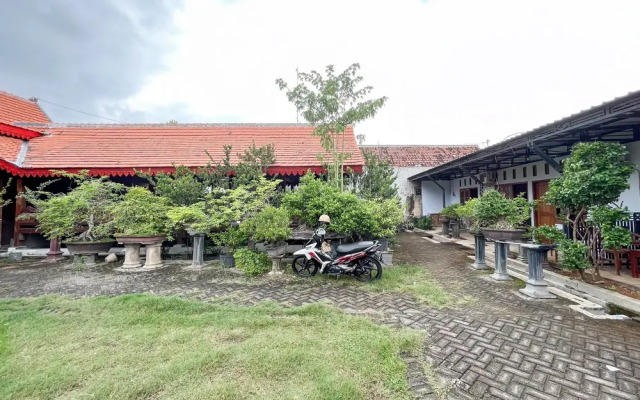 RedDoorz Syariah near RS Bhayangkara Nganjuk