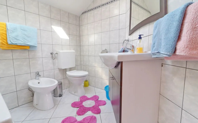 Apartments Plavac Mali