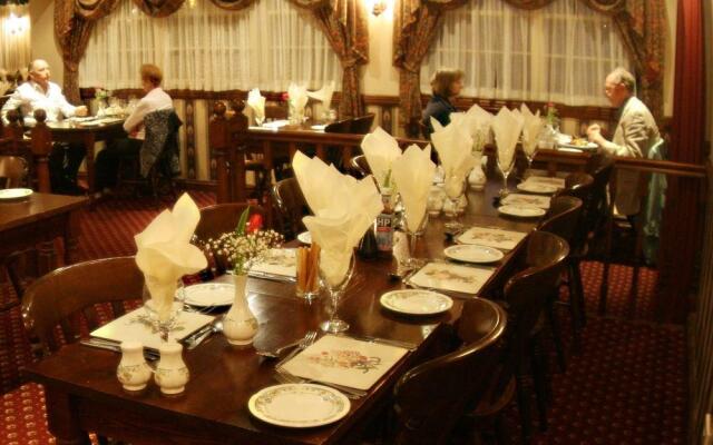 The Town and Country Lodge