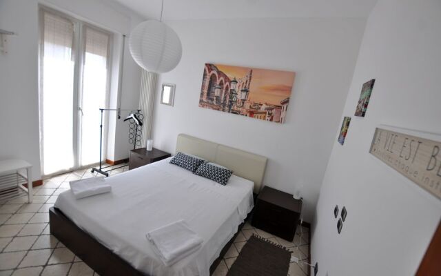 Gatto Romeo Apartments