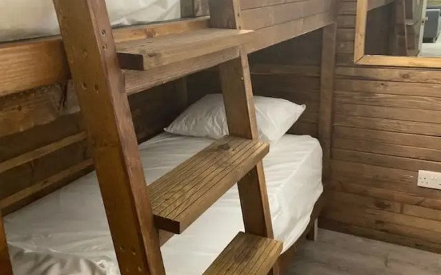 Seaside 1 Bedroom Carbon Neutral Apartment in Brighton