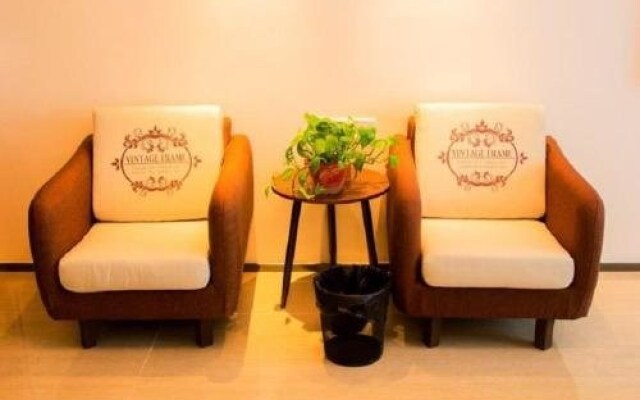 Xin Yue Zhi Lv Hotel