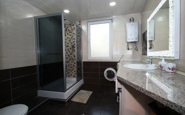 Rose Apartment in Tbilisi