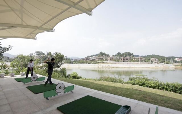 Hangzhou Linan Wonderland Hotel