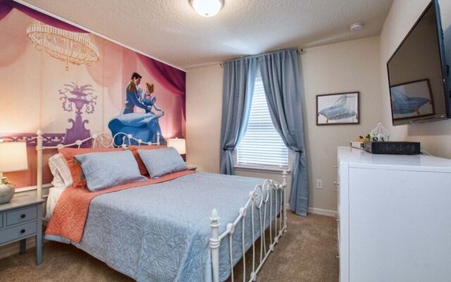 Solterra - 5 Bedrooms Townhome w/Spashpool-7041SR