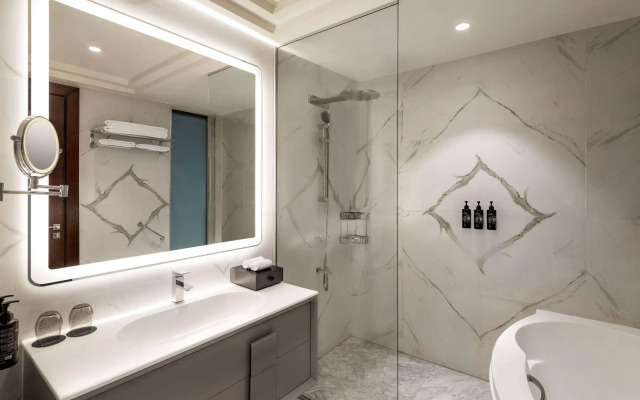 Wyndham Grand Doha West Bay Beach