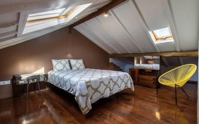 Beautiful Classic Designed 3-bed Villa in Lisboa