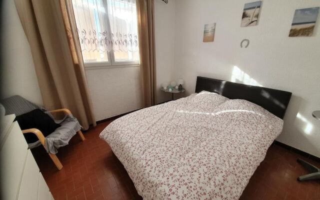 Saintes-maries-de-la-mer, 3 Rooms Close to Everything