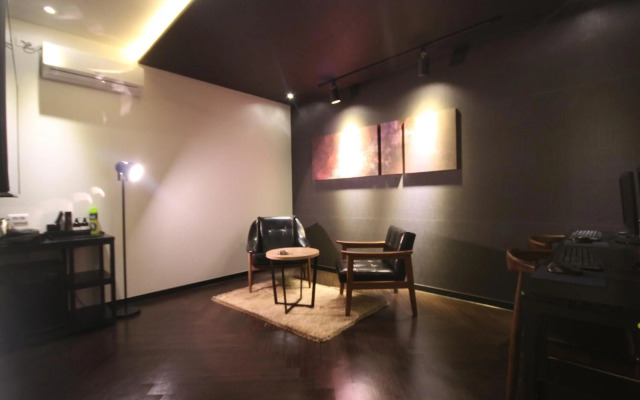 2 Heaven Hotel