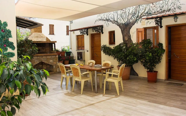 Alkyoni Apartments